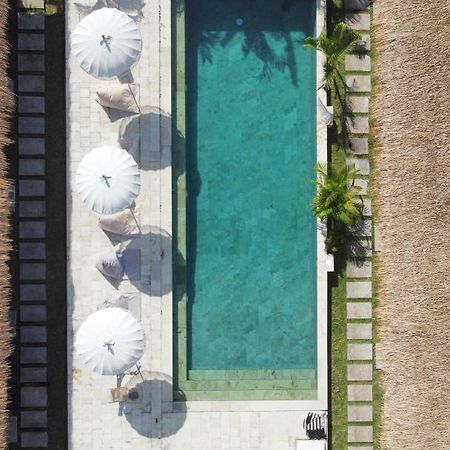 Suku Lifestyle Hotel & Villas Selong Belanak Esterno foto