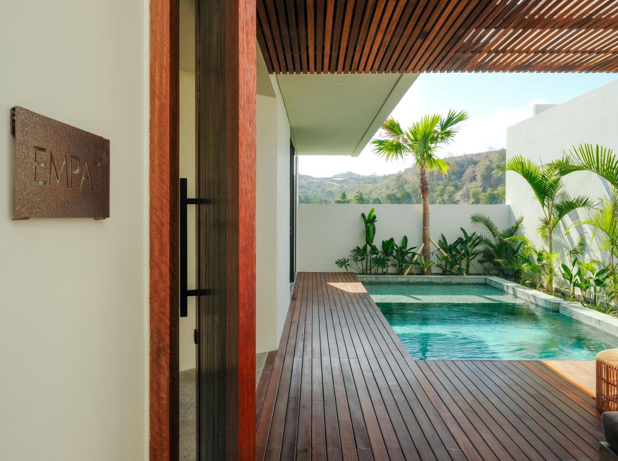 Suku Lifestyle Hotel & Villas Selong Belanak Esterno foto